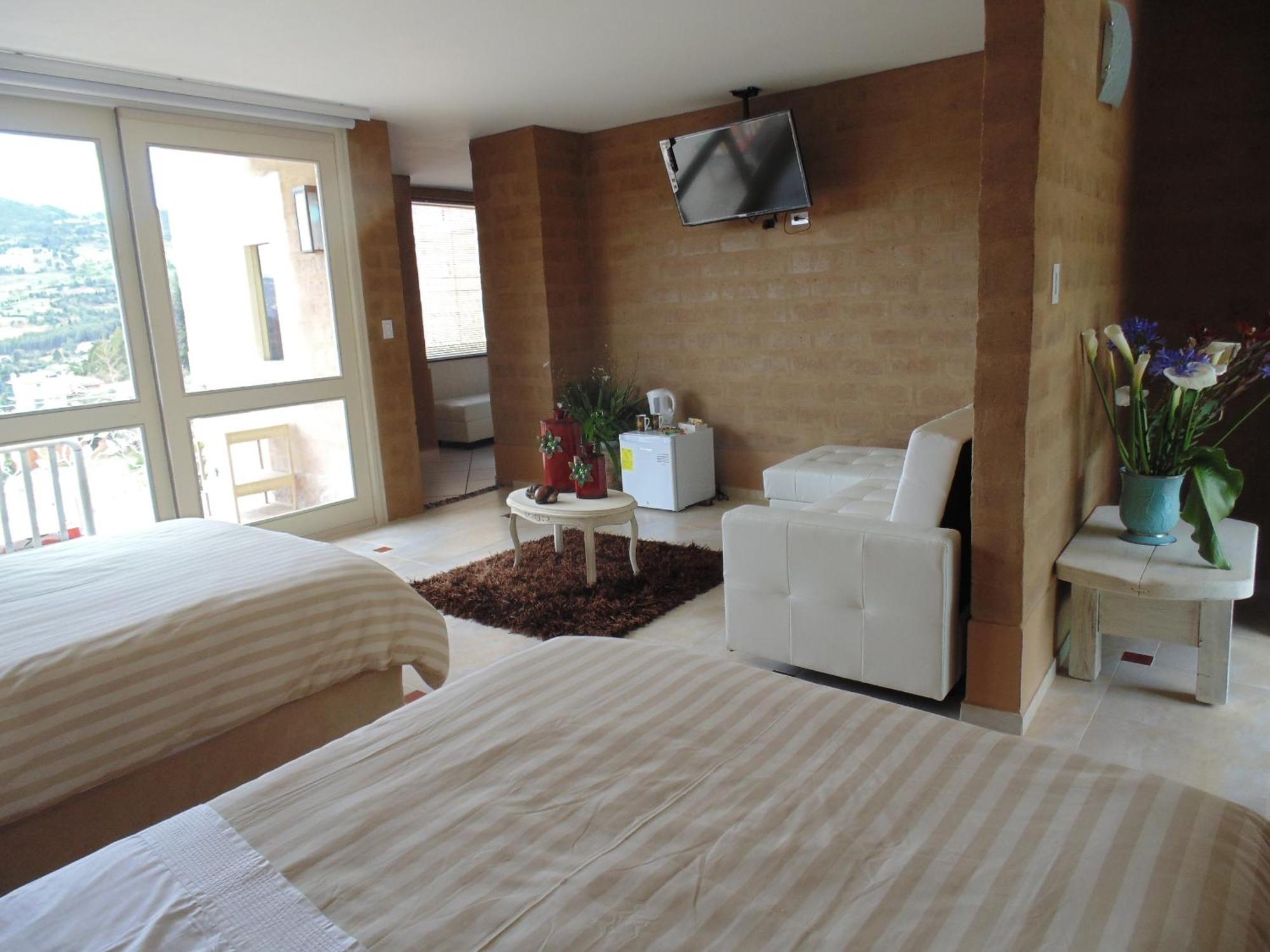 Hotel Bella Tierra Boutique 4*